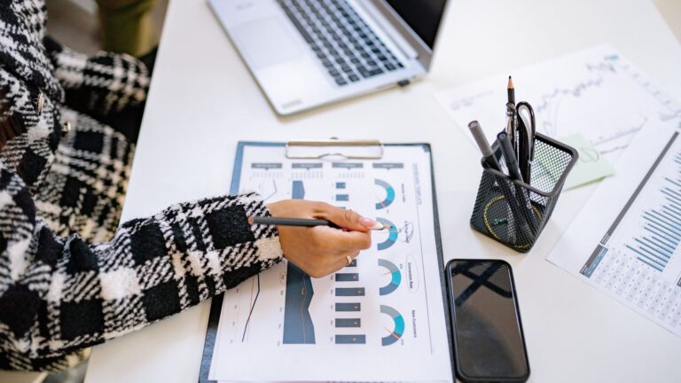 Valider son idée business avant de quitter son job : méthode 5 étapes